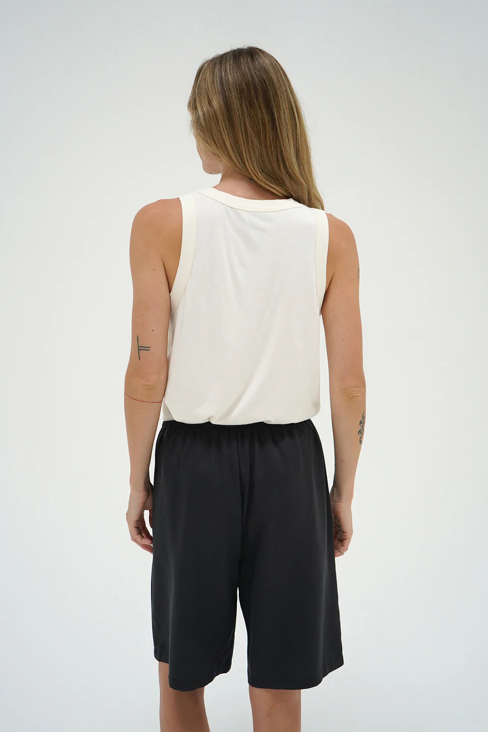 Relaxed U Tank