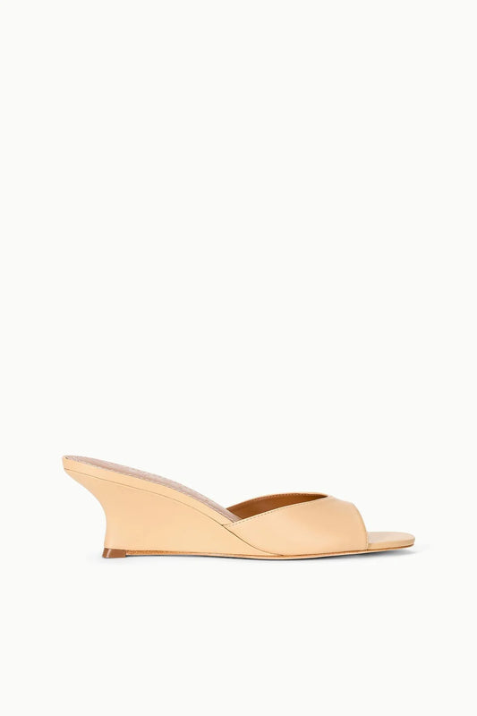 Brigitte Wedge